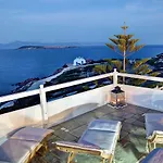 Martineli - A Beachfront Estate Villa Drios