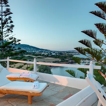Martineli - A Beachfront Estate Villa