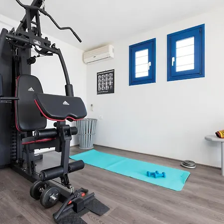 Martineli - A Beachfront Estate Villa Drios