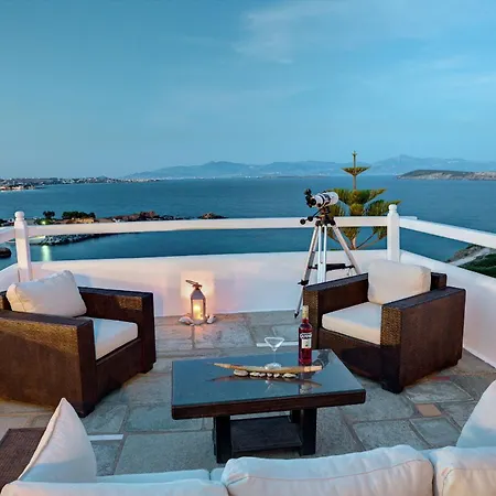 Martineli - A Beachfront Estate Villa *