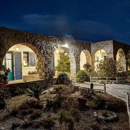 Villa Martineli - A Beachfront Estate *