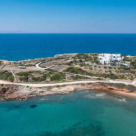 Martineli - A Beachfront Estate Villa Drios