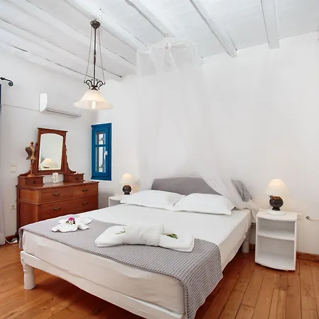 Martineli - A Beachfront Estate Villa *