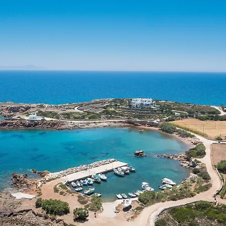 Martineli - A Beachfront Estate Villa *