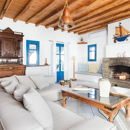 Martineli - A Beachfront Estate *
