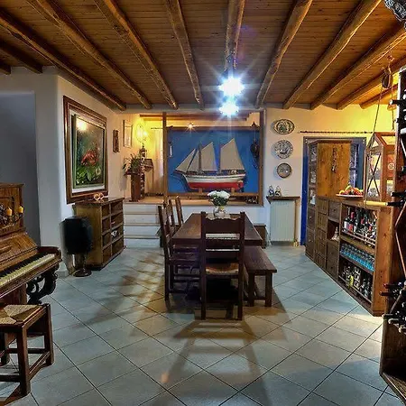 Martineli - A Beachfront Estate Villa *