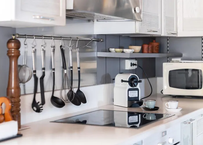 Βίλα Martineli - A Beachfront Estate