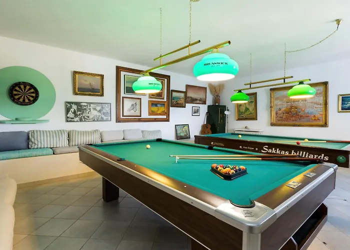 Martineli - A Beachfront Estate * Δρυός