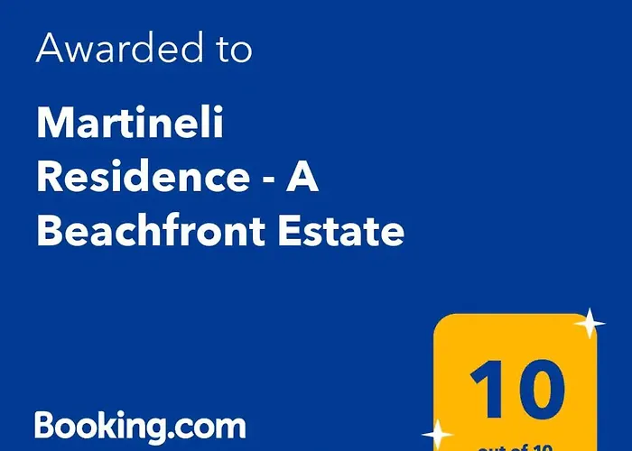 Βίλα Martineli - A Beachfront Estate *
